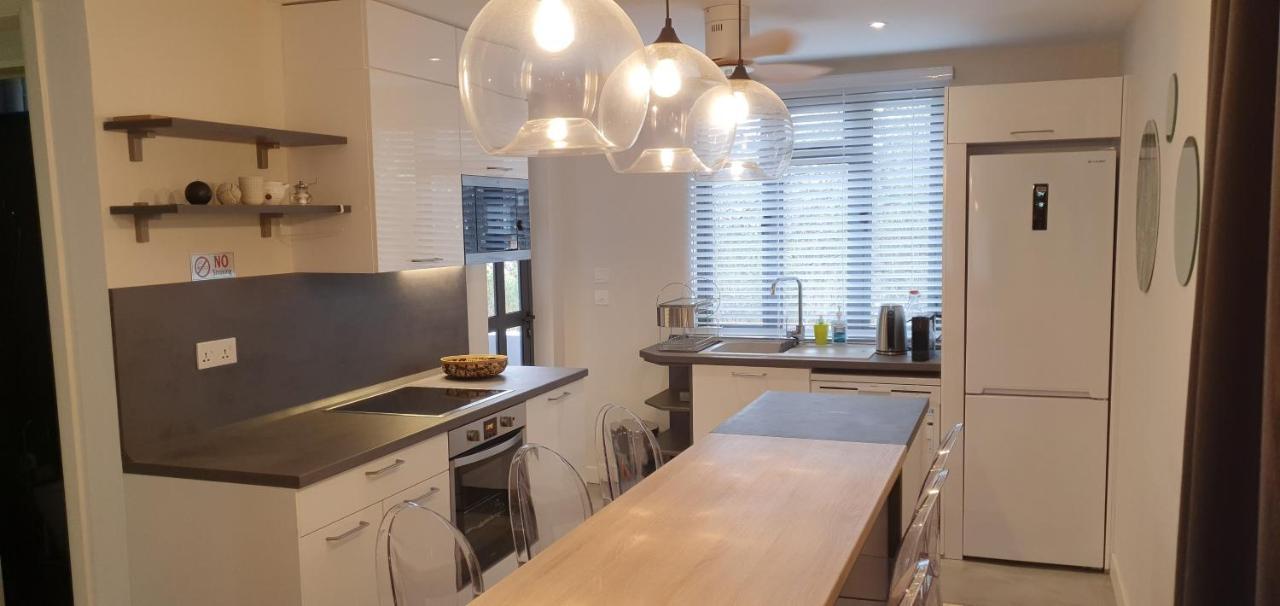 Les Cerisiers - Exclusive Beach Residence - 3 Bedroom Modern Apartment, Flic-en-Flacq Exterior foto